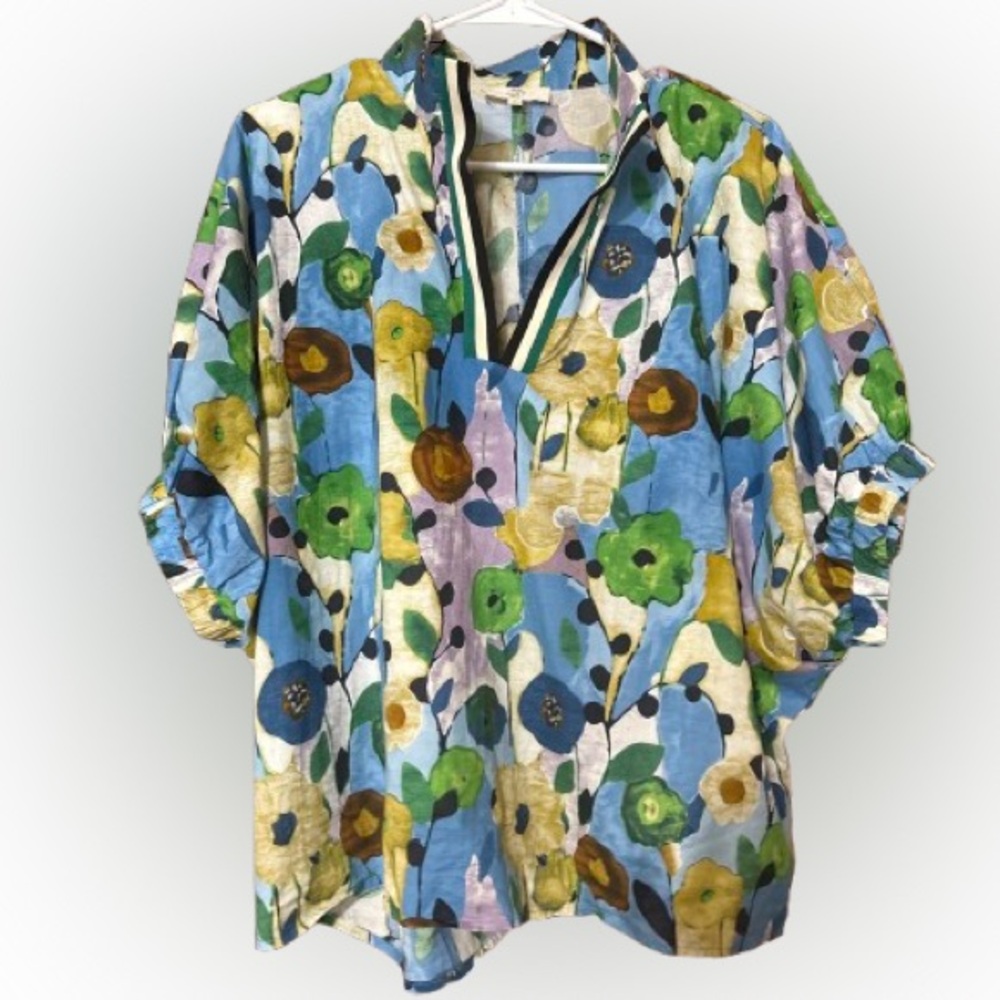 Entro blue floral top 💙🩵